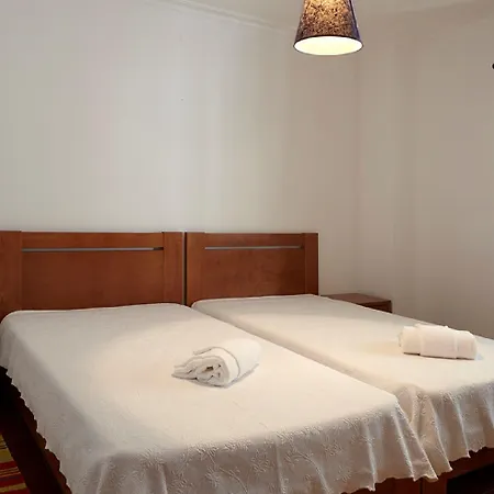 Konukevi Abrigo Da Montanha - Familiar