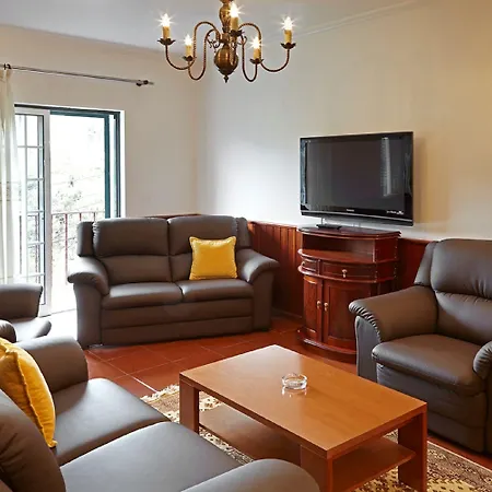 Abrigo Da Montanha - Familiar Konukevi 3*