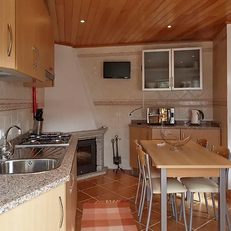 Abrigo Da Montanha - Familiar Konukevi 3*