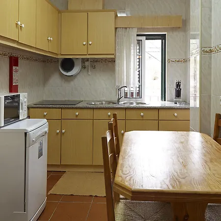 Konukevi Abrigo Da Montanha - Familiar 3*