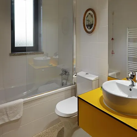 Konukevi Abrigo Da Montanha - Familiar Sabugueiro (Guarda)