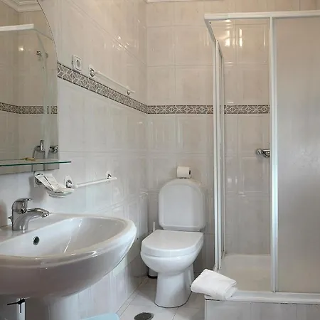 Abrigo Da Montanha - Familiar 3*