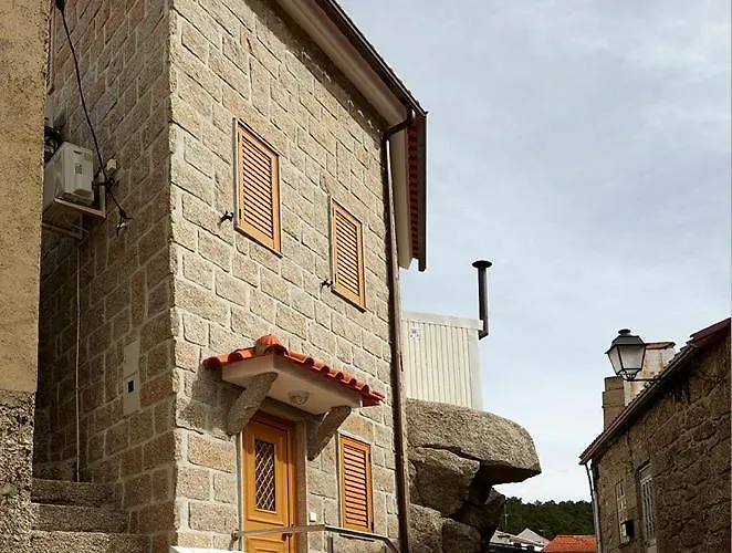 Casa de hóspedes Abrigo Da Montanha - Familiar 3*